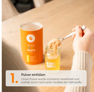 DAILY KIDS SHOTS: Zubereitung Schritt 1, Pulver wird ins Shotglas gefüllt
